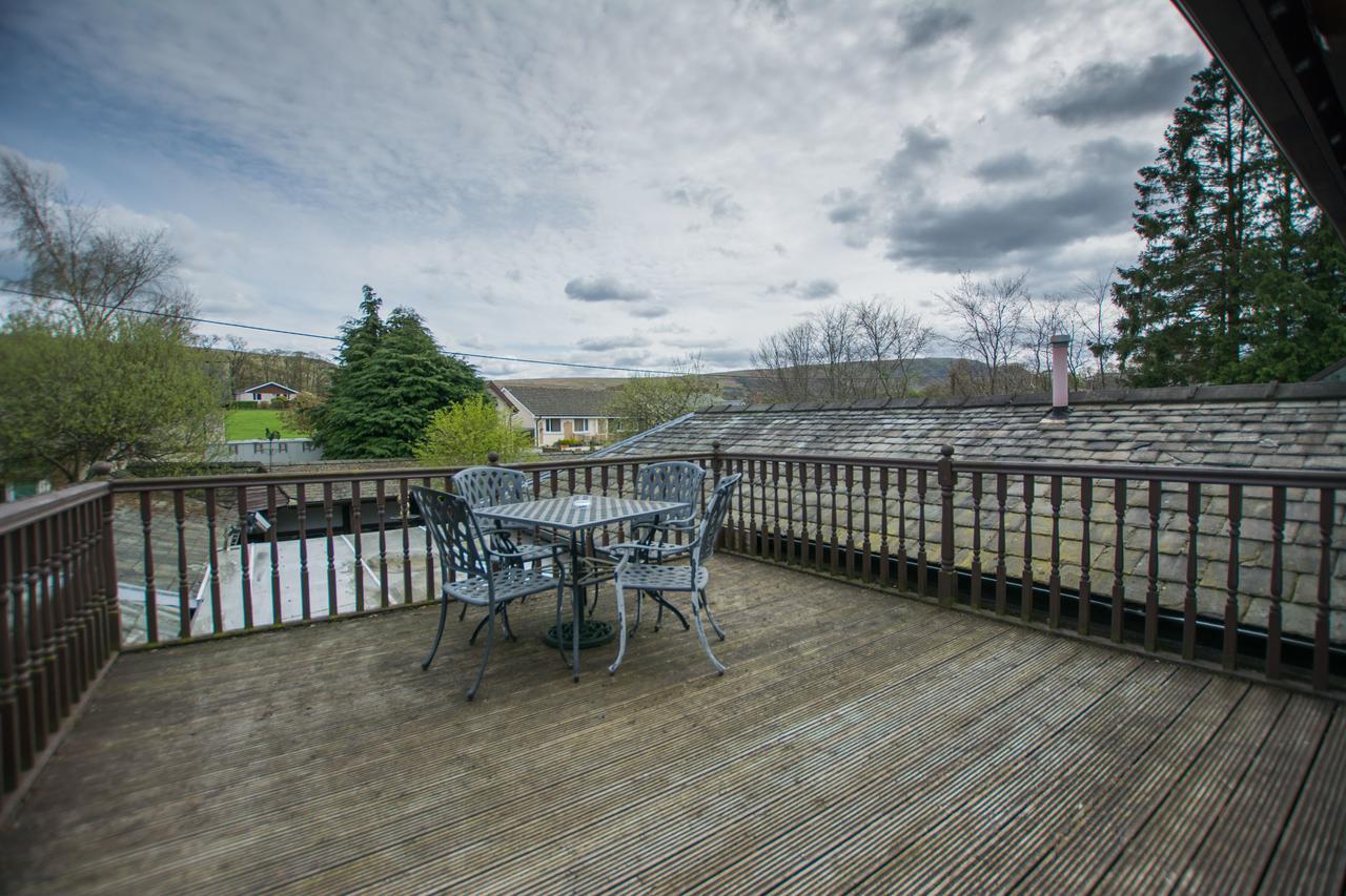 The Crown Inn Pooley Bridge Exterior photo